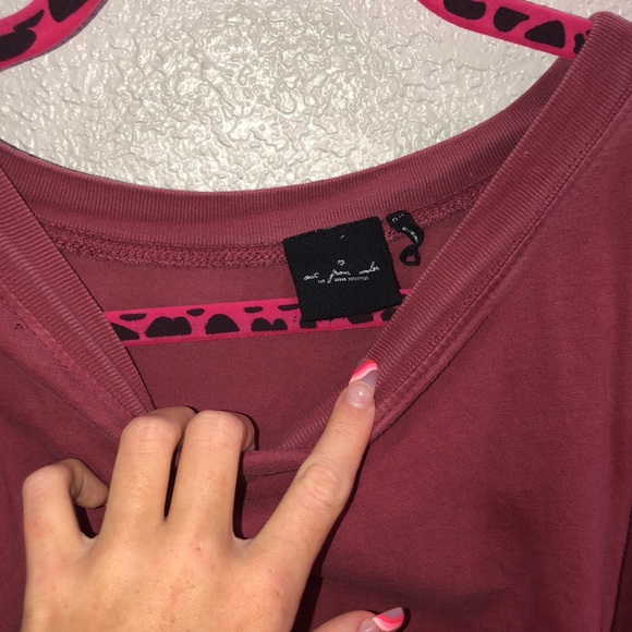 Very flowy maroon crop - Picture 3 of 6